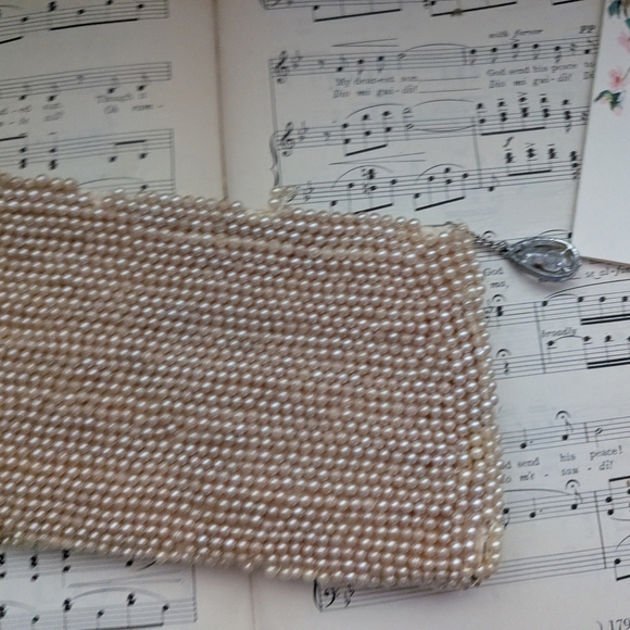 Elegant Pearl Beaded Clutch with Rose Design - Picture 8 of 13